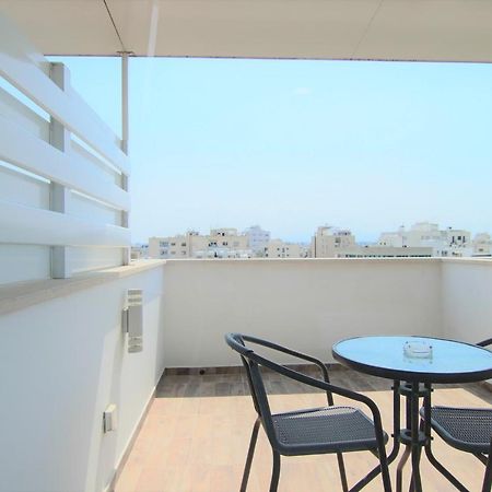 Phaedrus Living: Luxury Suite Nicosia 508 Extérieur photo