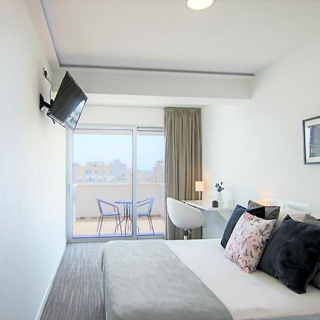 Phaedrus Living: Luxury Suite Nicosia 508 Extérieur photo