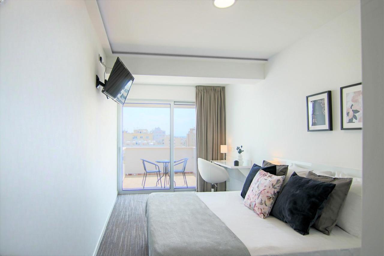 Phaedrus Living: Luxury Suite Nicosia 508 Extérieur photo