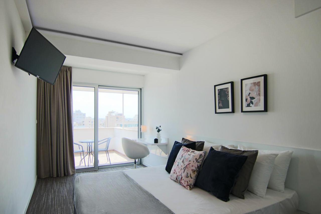 Phaedrus Living: Luxury Suite Nicosia 508 Extérieur photo